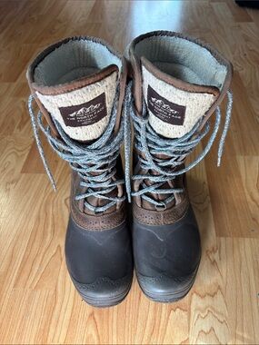 The North Face Women's Brown and Cream Insulated Lace-Up Winter Boots